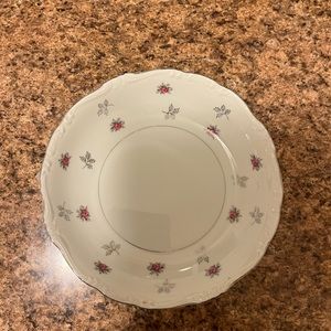 Rosette China Dinnerware  Lot of 4  Soup Bowls